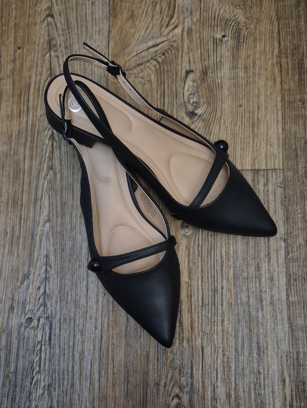 Pointed Black Slingback Flats with Decorative Strap — Women's Elegant Flats